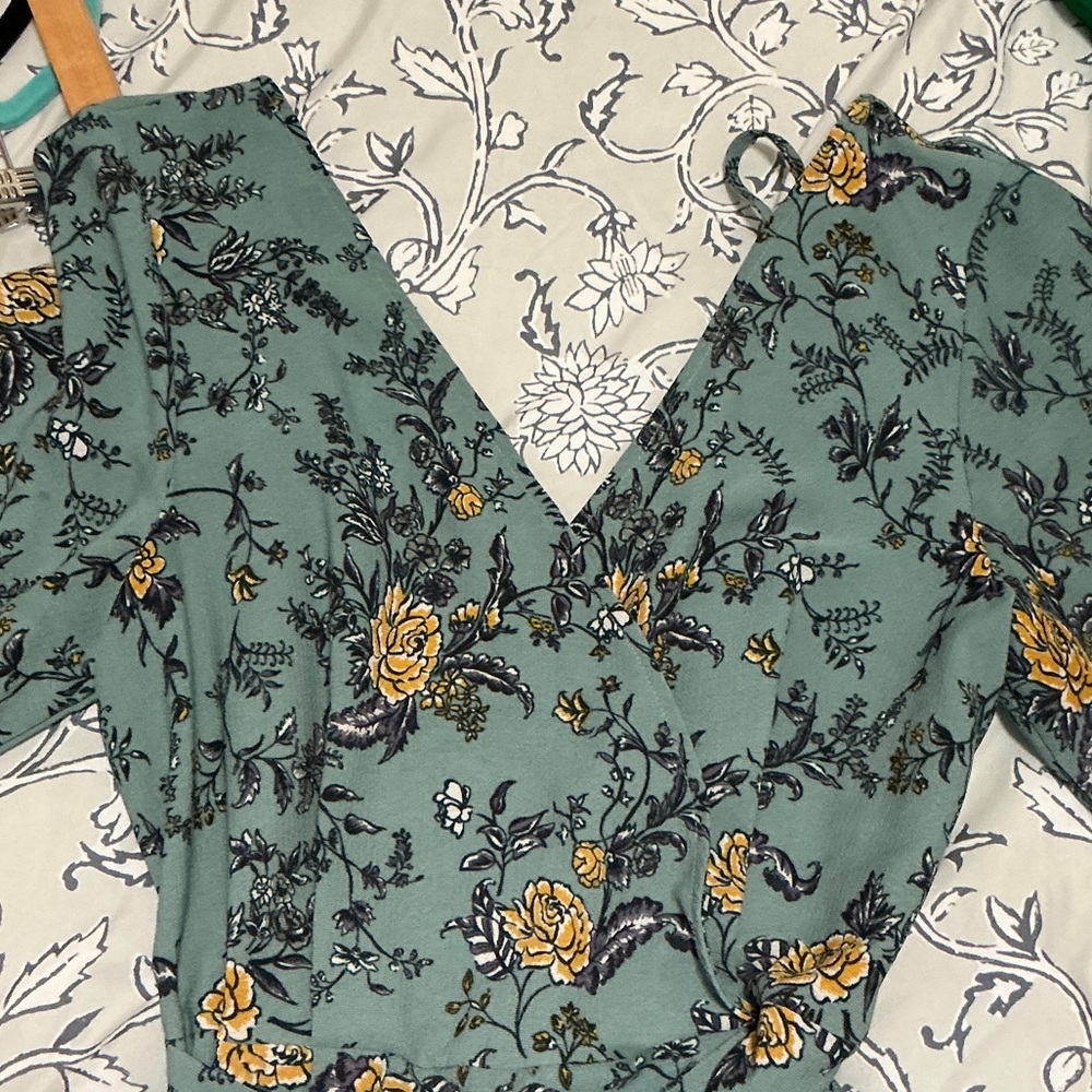 Blue Rain Floral Jumpsuit in Green and Yellow - Picture 4 of 5